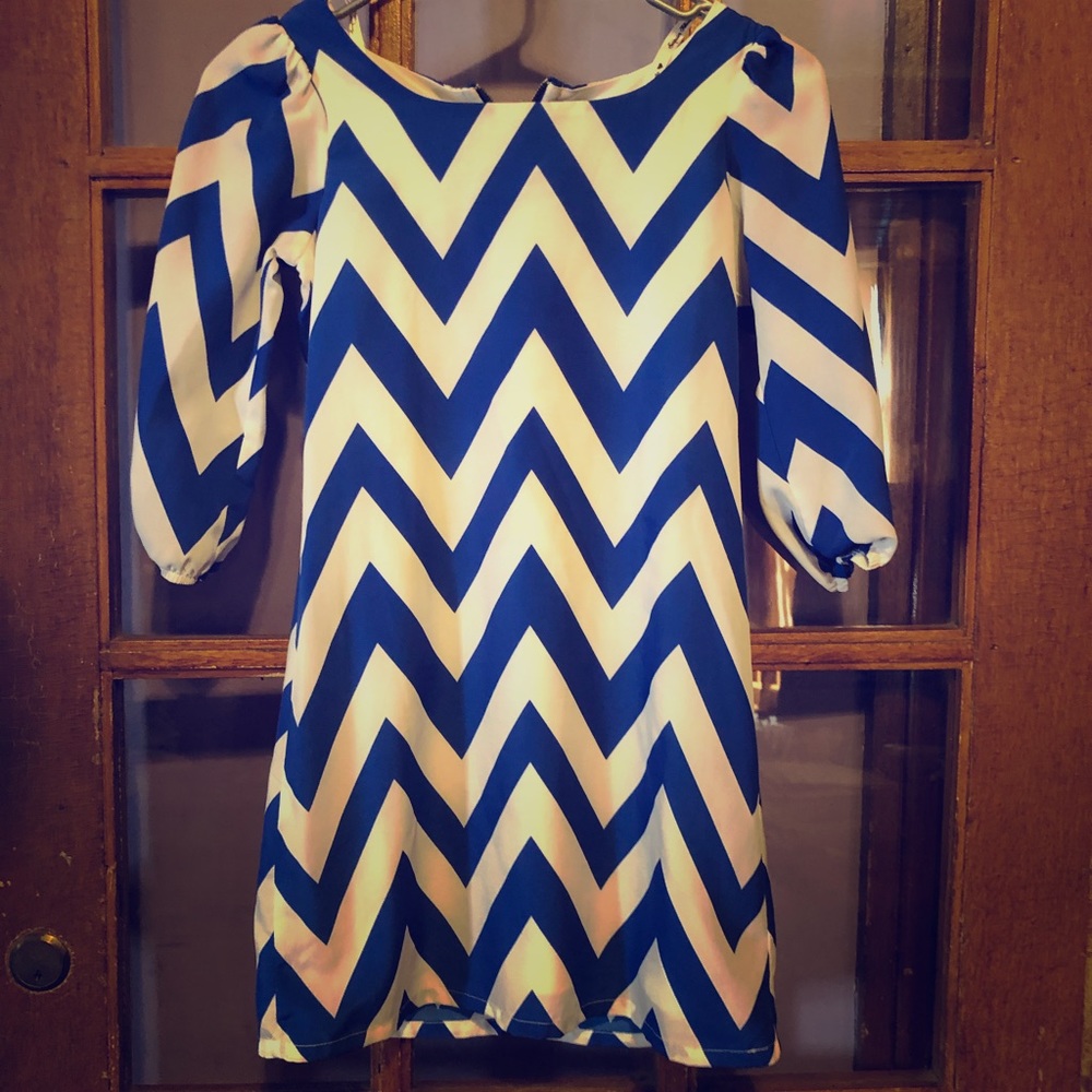 Girls Blue & White Chevron Dress Sequin Hearts 7